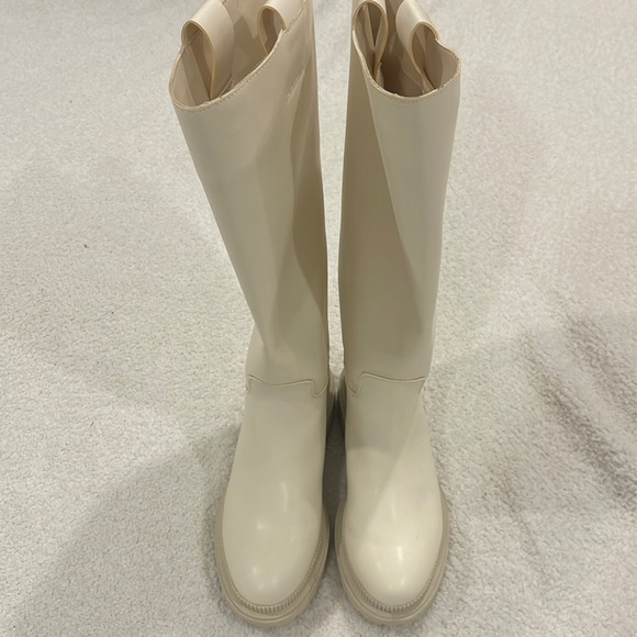 H&M - Knee-High Cream Boots (Size US 7) - Picture 11 of 12